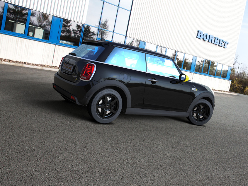 VALEA (VL)|Schwarz 16