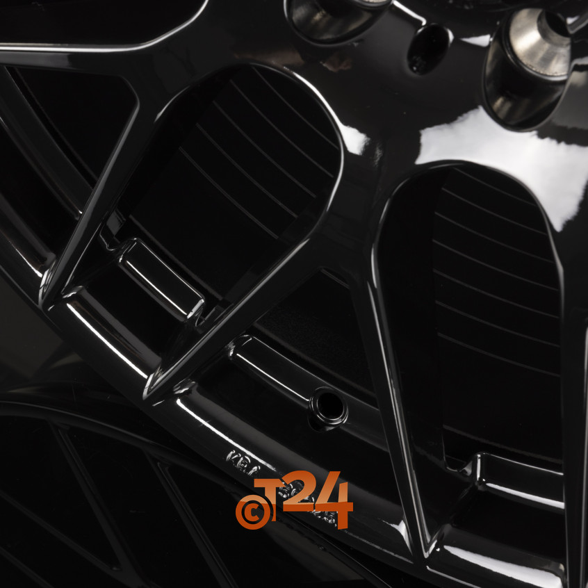 SX3-FF|Glossy Black (GB) 19