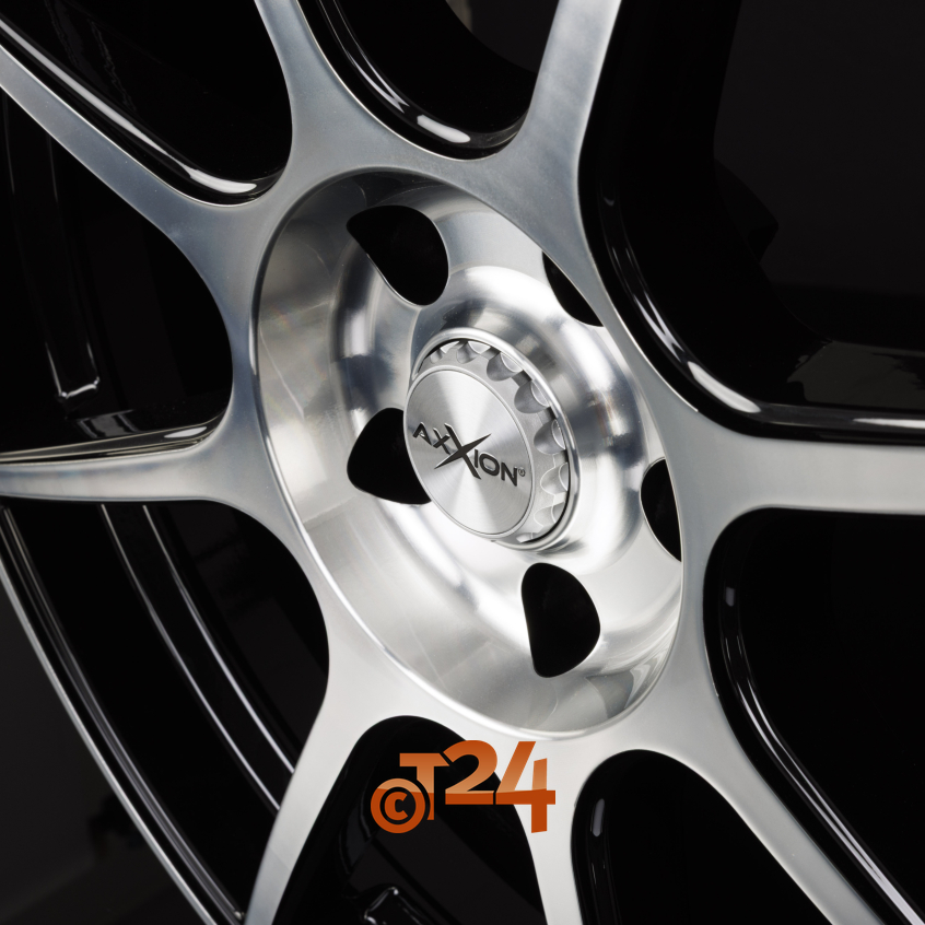 X2|Schwarz Hochglanzpoliert (SP+) 17