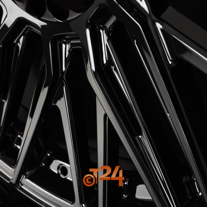 GOR01|Glossy-Black (B) 22