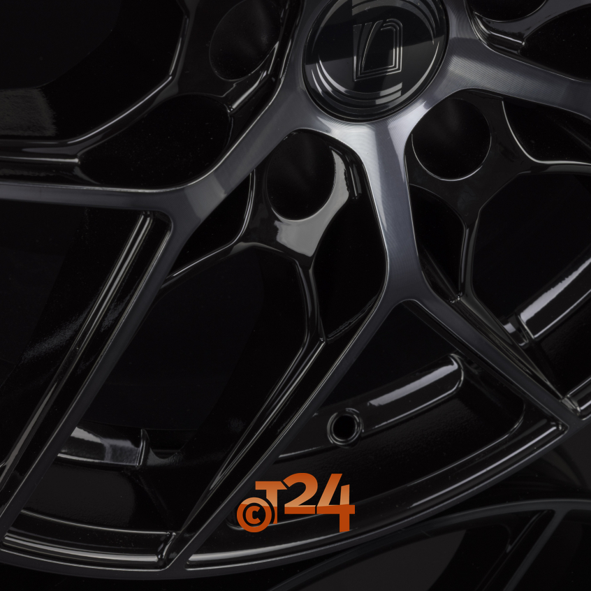 MM1004|Gloss Black Dark Polished 18