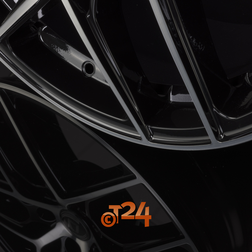 MM1004|Gloss Black Polished 17