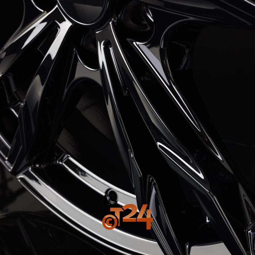 GINA|Gloss Black 17