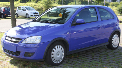 Fahrzeug mit 4-Loch Anbindung